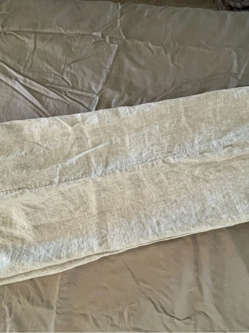 Quince 100% linen, ladies trouser pant. Worn once, professionally hemmed.